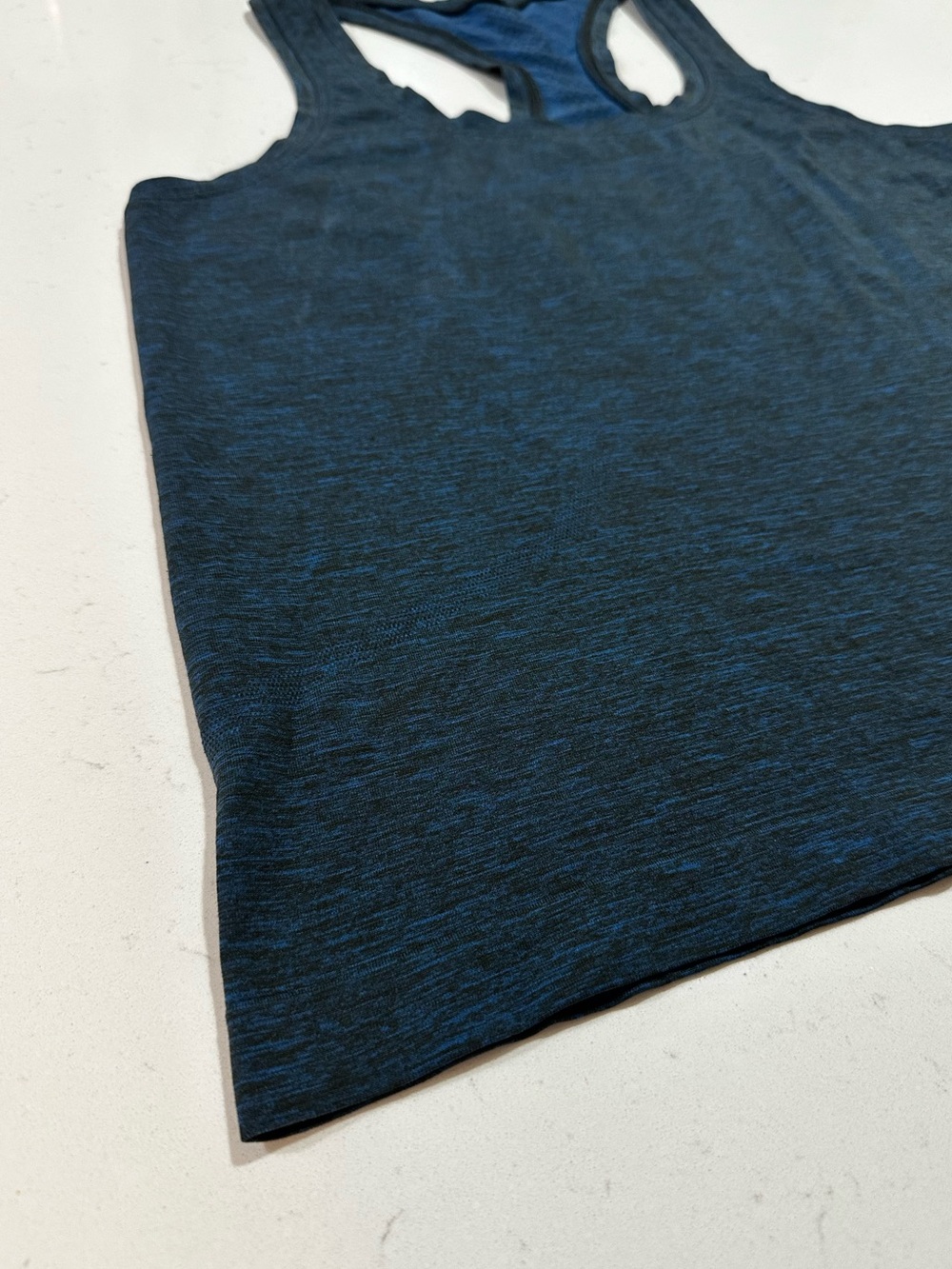 Lululemon Swiftly Tech Racerback - Size 8 - Picture 3 of 6